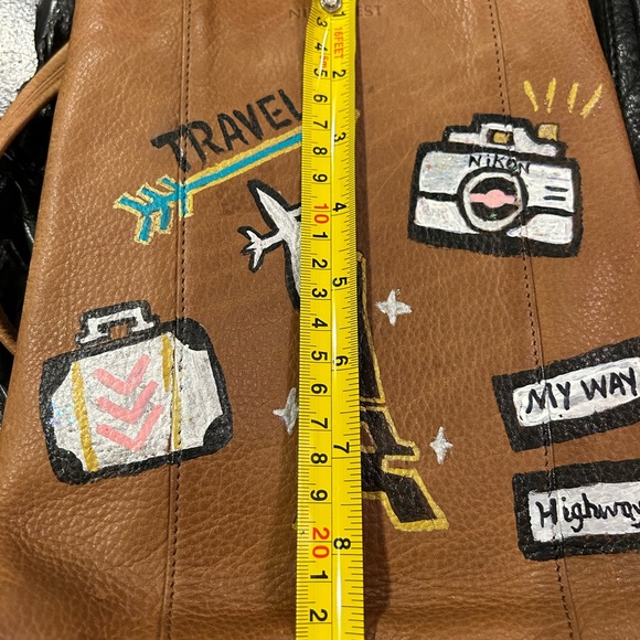VINTAGE NINE WEST UPCYCLED LEATHER PAINTED TRAVEL BAG - Picture 8 of 13